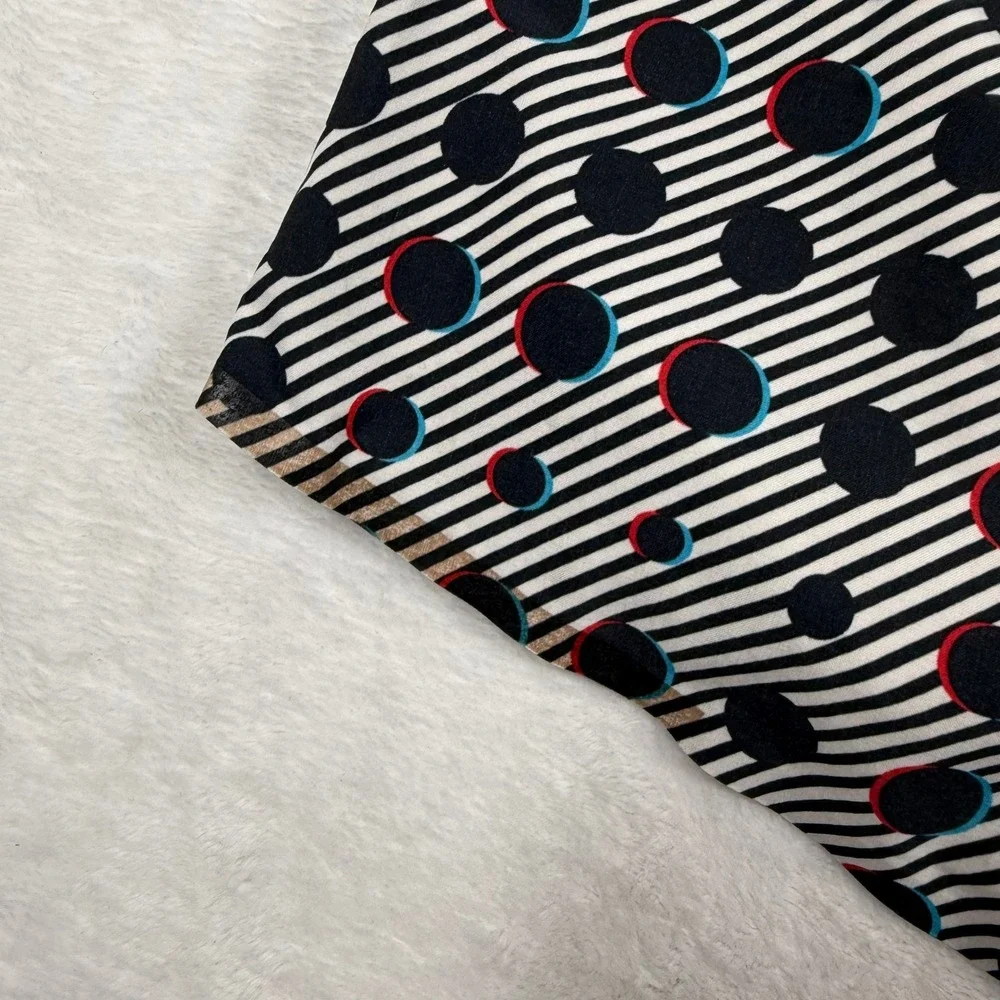 Lululemon Tracker Short Black White Polka‎ Dot Striped Athletic Shorts 4